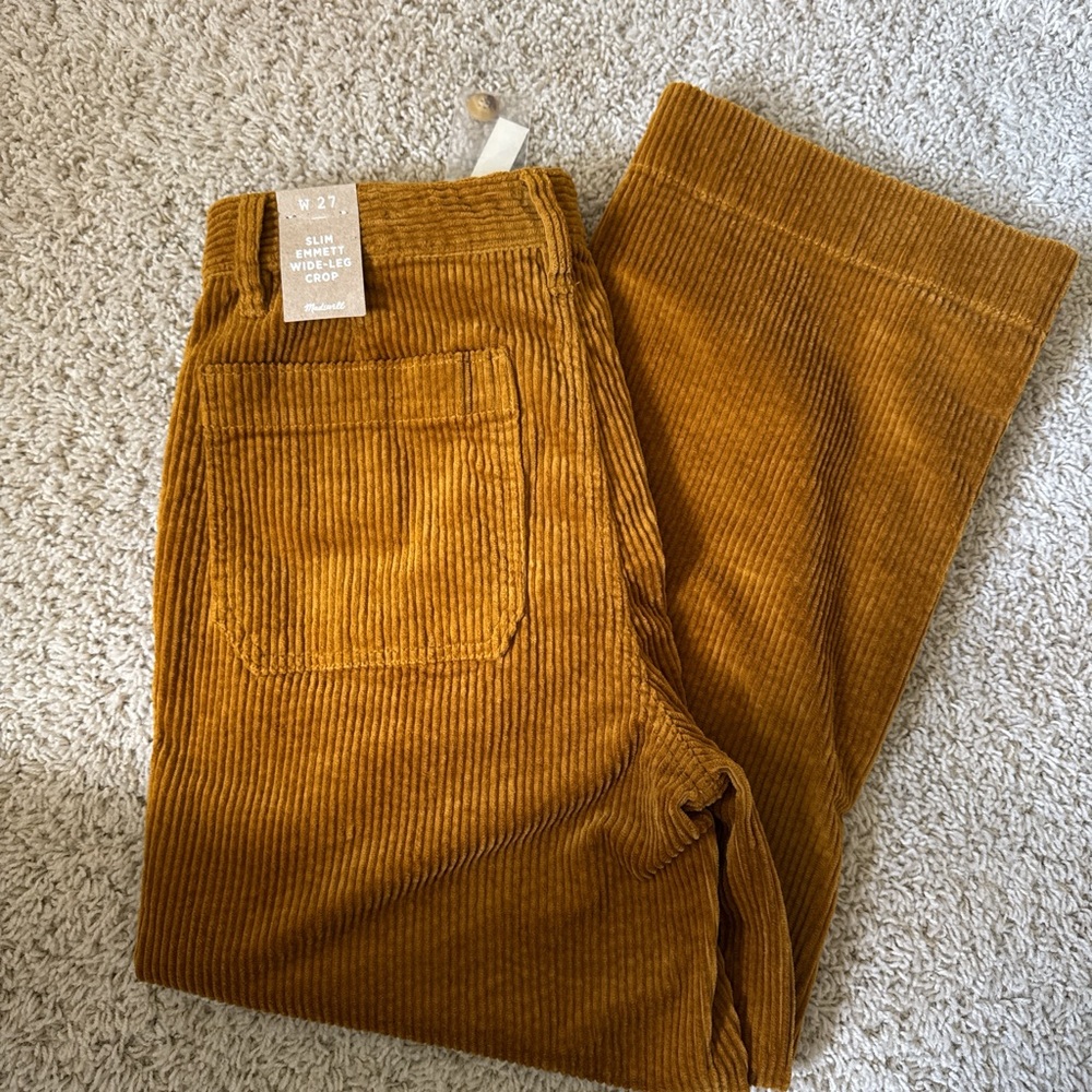 Madewell Corduroy Slim Emmett Wide-Leg Crop Pants in Mustard